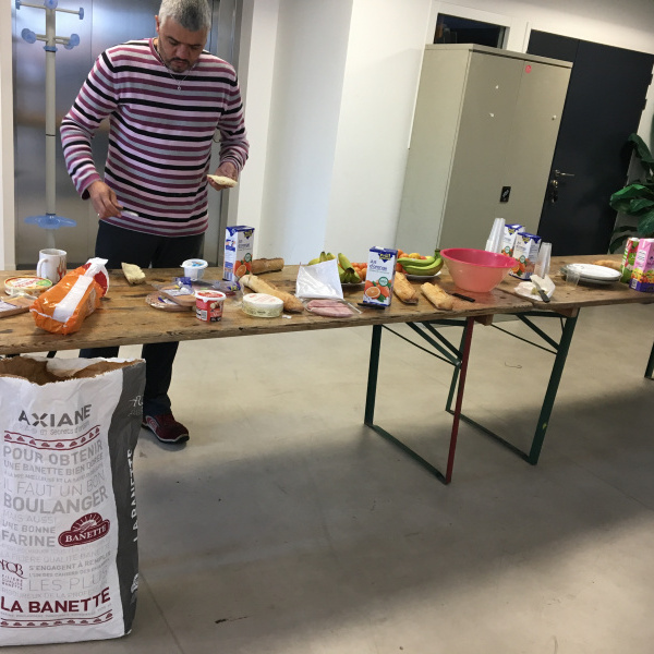 Petit dej