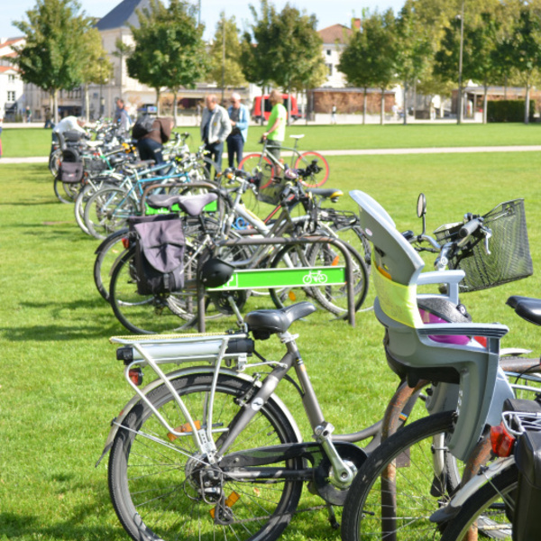 Parc à vélo (crédit photo Peter Mauduit)