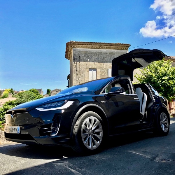 Tesla Model X de nos chauffeurs pour travailler