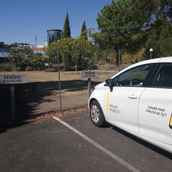Location d'un véhicule électrique pour mise à disposition des salariés