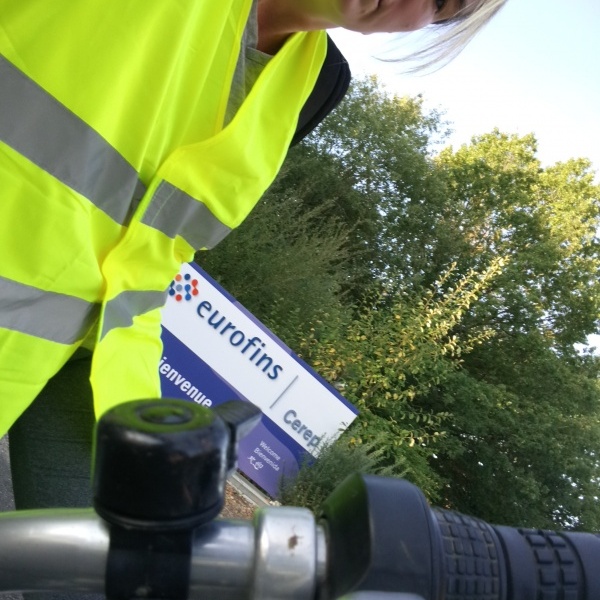 Je viens au travail en vélo