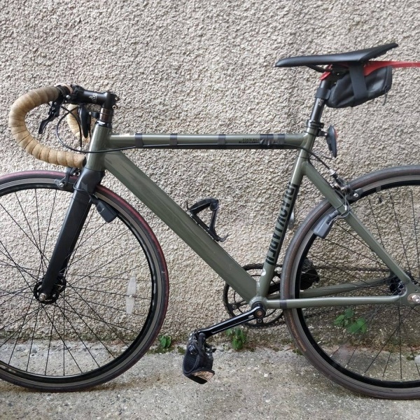 Challenge photo du jour, montre-moi ton astuce vélo