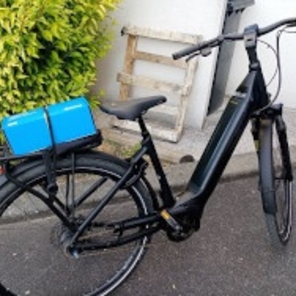 Un des vélos électriques prêtés par notre partenaire Vélo Cité